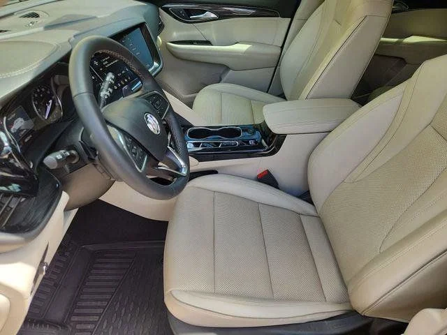 Used 2023 Red Buick Essence image 18