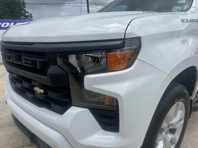 Used 2026 White Chevrolet Custom image 2