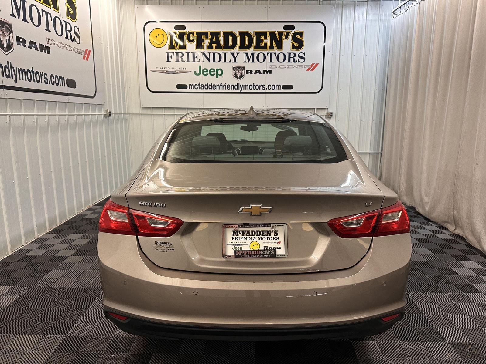 Used 2025 Mineral Gray Metallic Chevrolet LT image 5