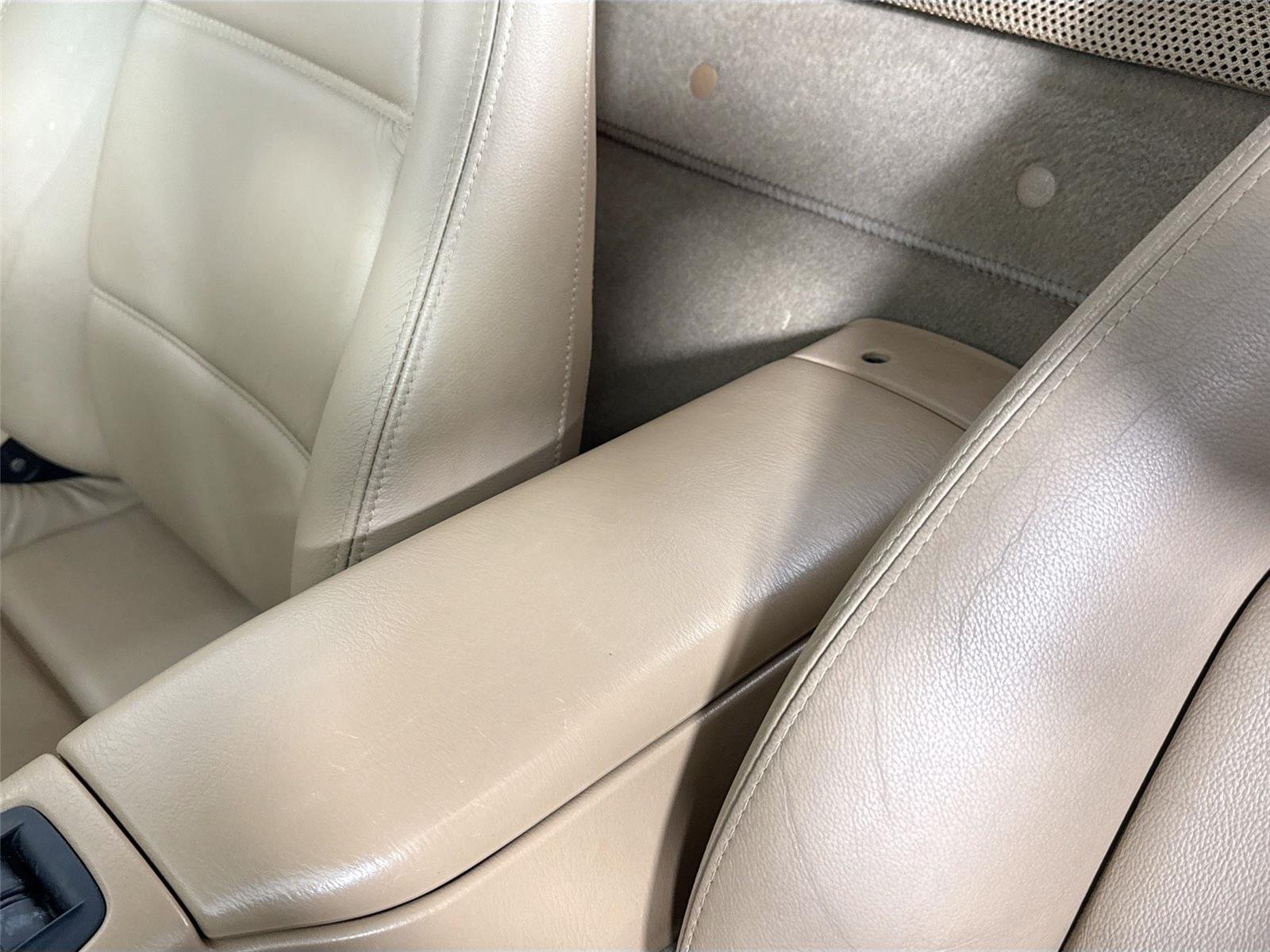 Used 1999 Emerald Mica Mazda Base image 34