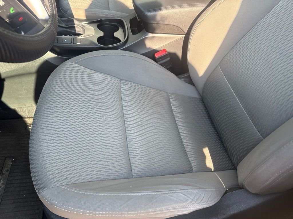 Used 2016 Iron Frost Hyundai SE image 12