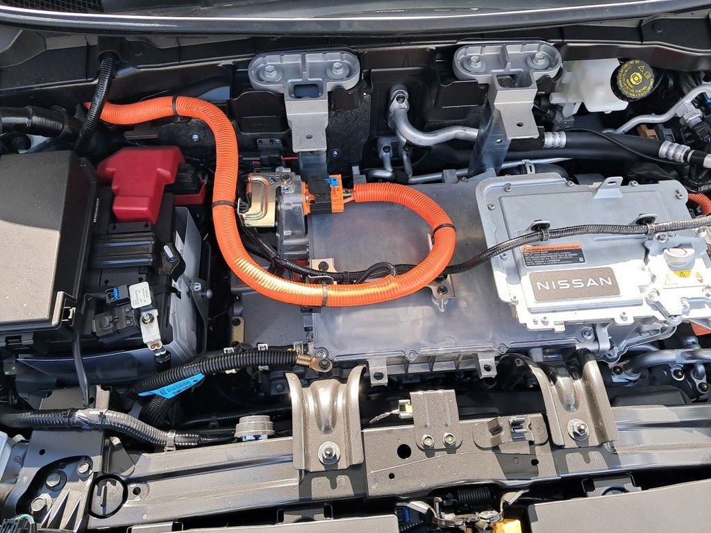 2025 Nissan ARIYA Platinum+ - Photo 23