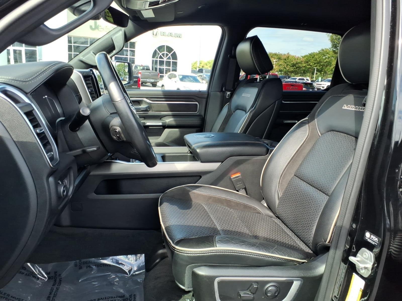 Used 2023 Diamond Black Crystal Pearlcoat Ram Laramie image 19