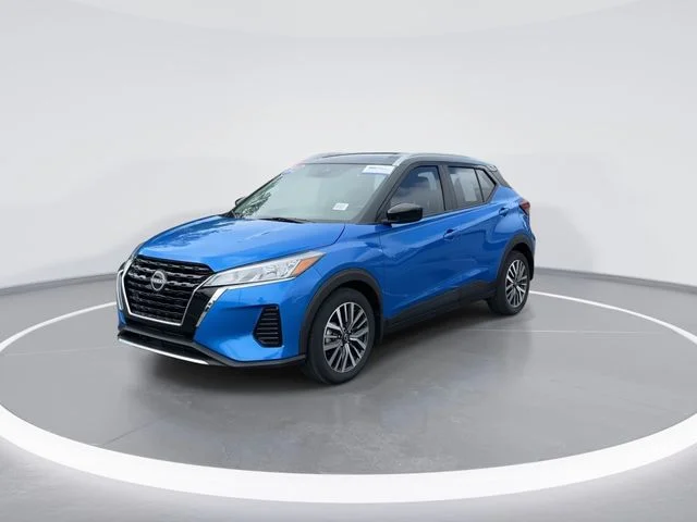 Used 2023 Blue Nissan SV image 3