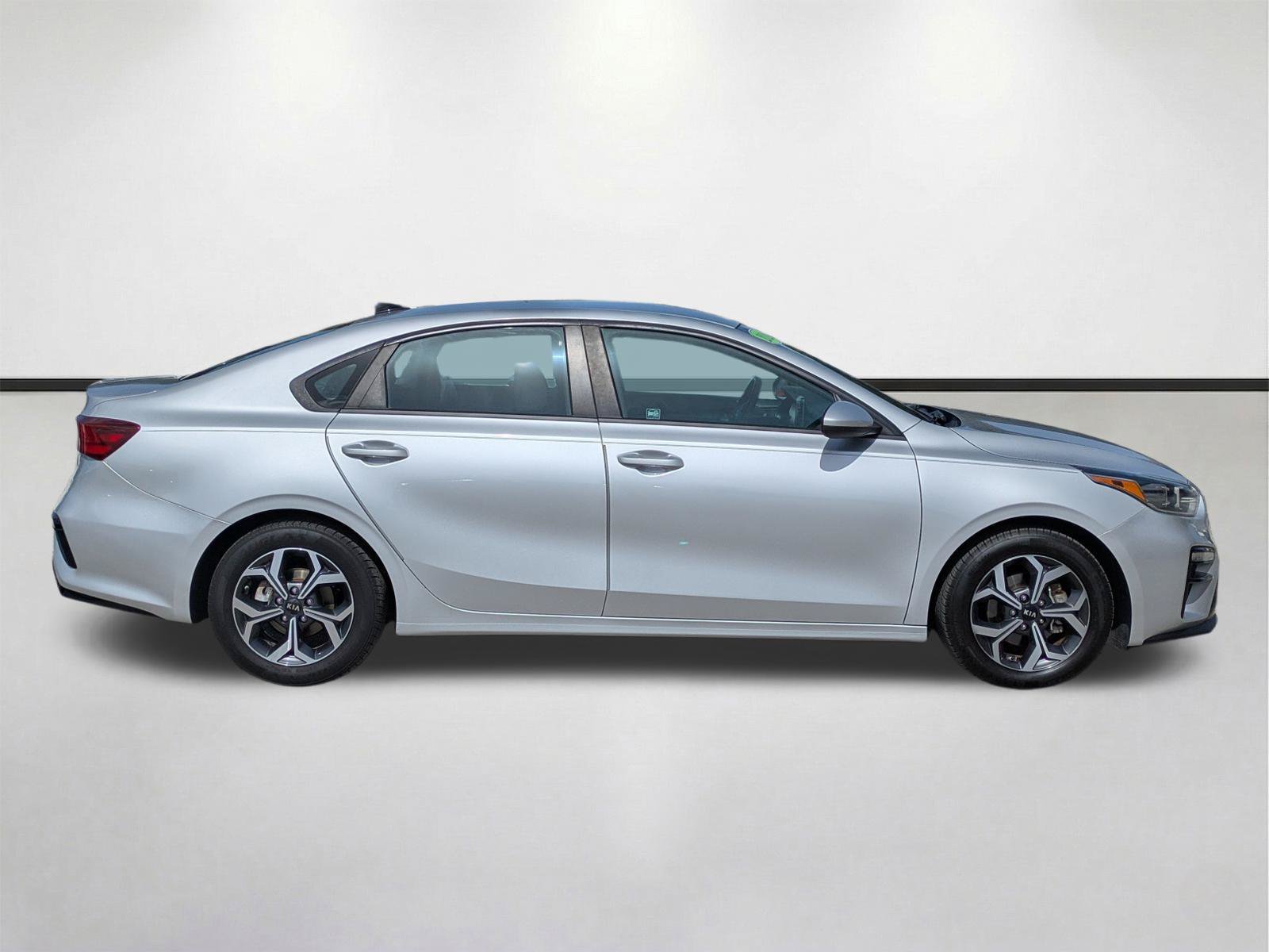 2020 Kia FORTE LXS - Photo 4