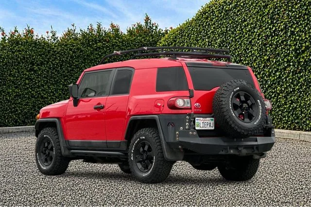 Used 2012 Red Toyota Base image 5