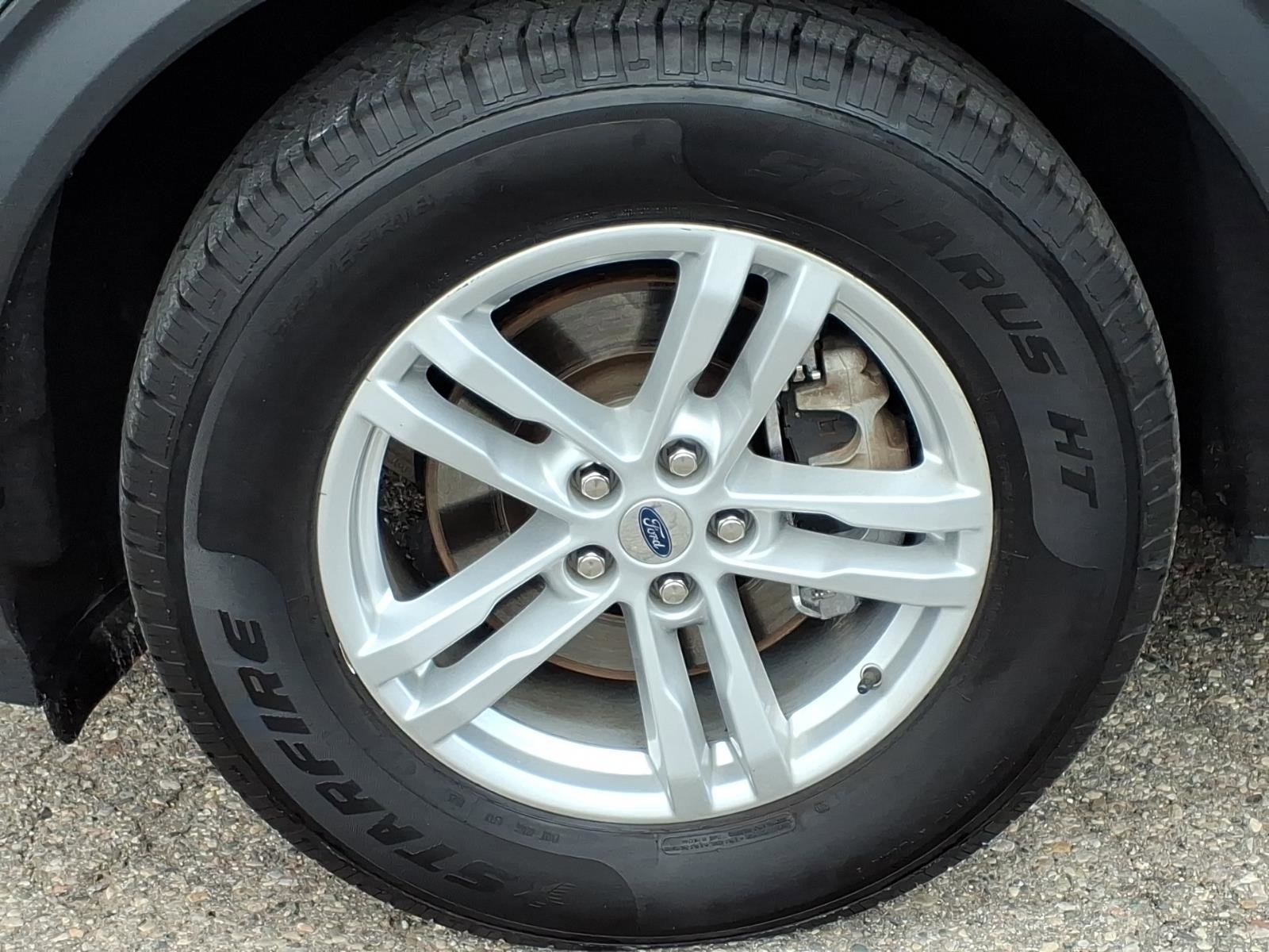Certified Used 2023 Carbonized Gray Metallic Ford XLT image 23