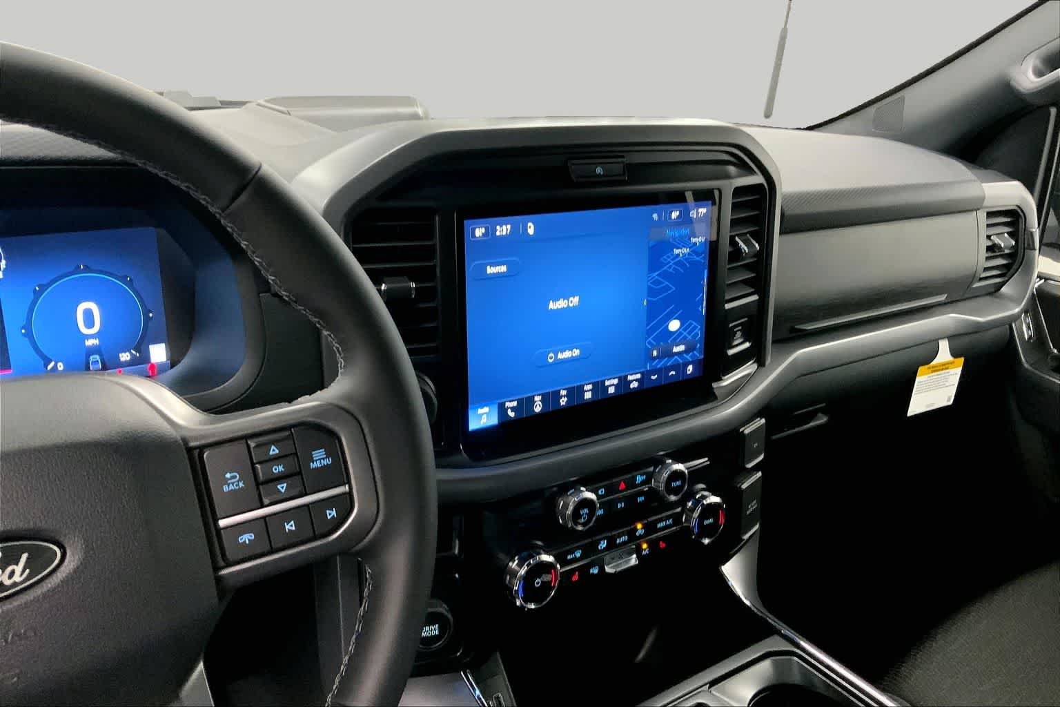 New 2026 Oxford White Ford XLT image 5