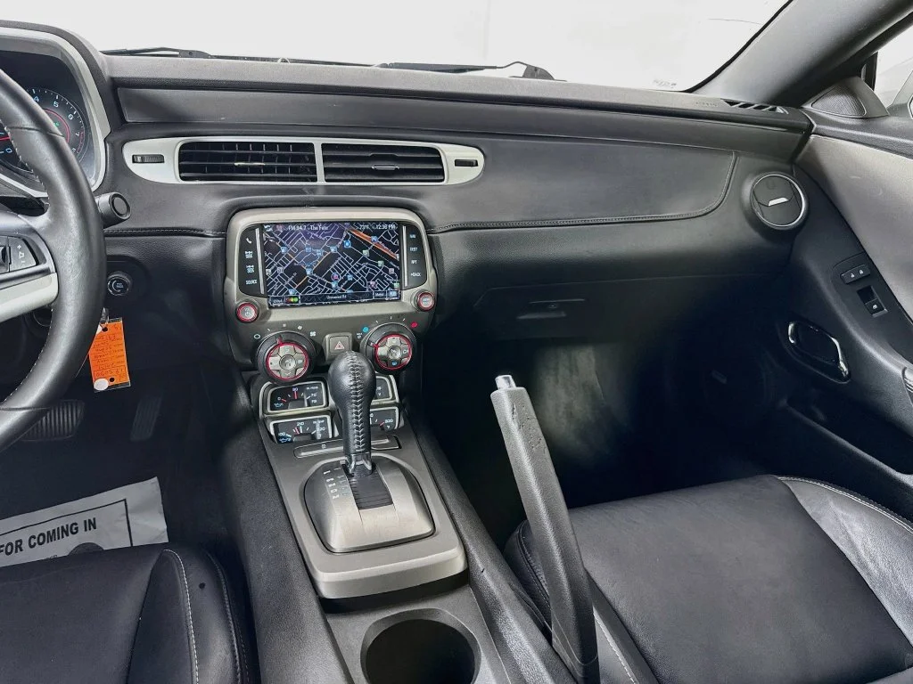 Used 2014 Silver Chevrolet 2LT image 30