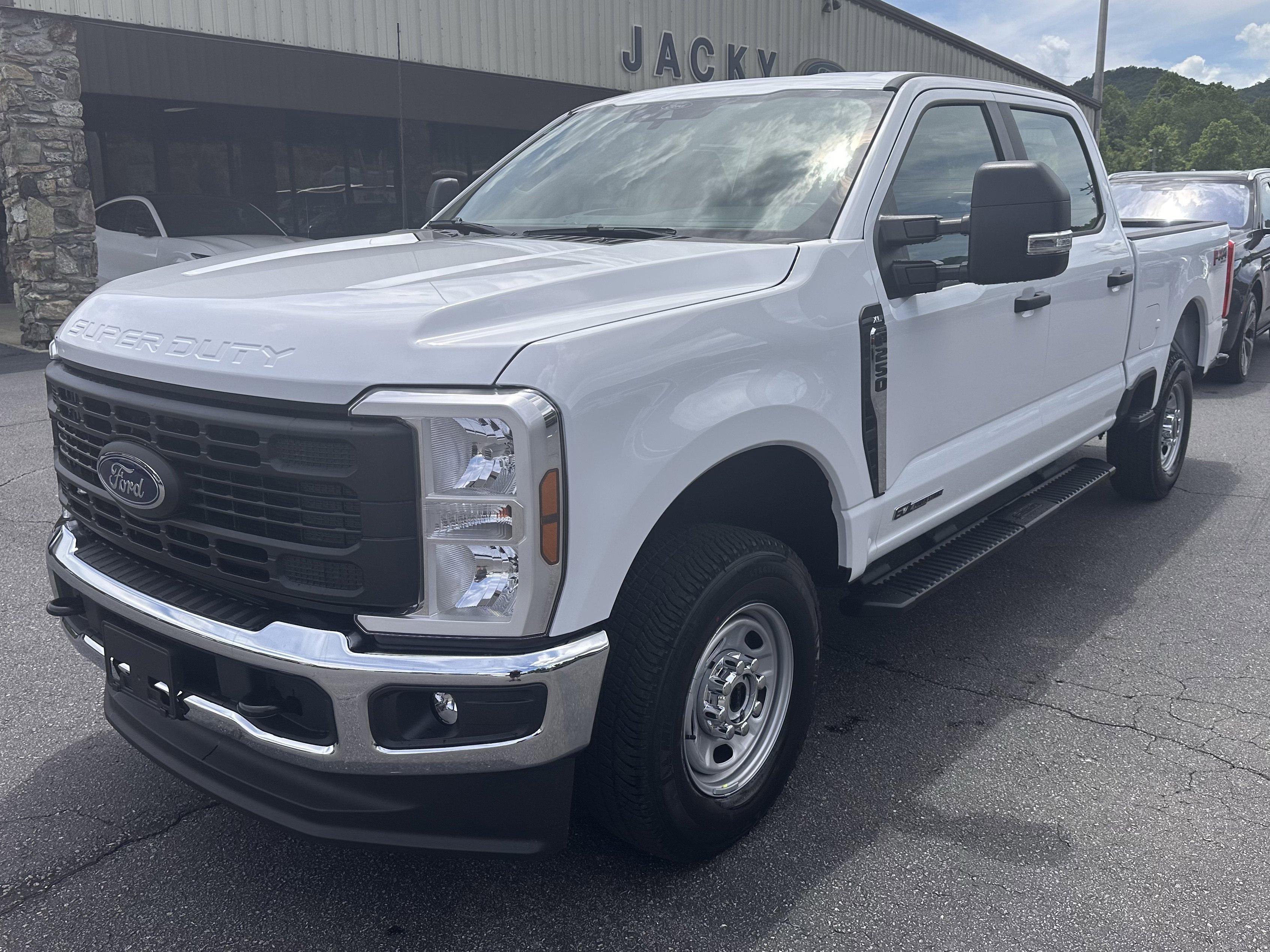 New 2026 Oxford White Ford F-250® XL image 2