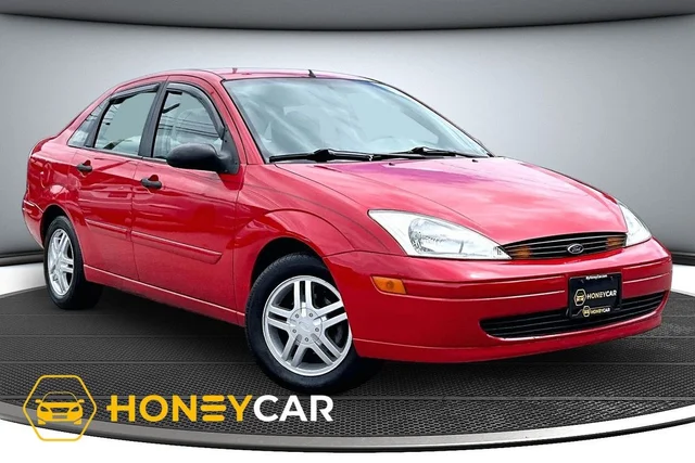 Pre-Owned 2001 Ford Focus SE
