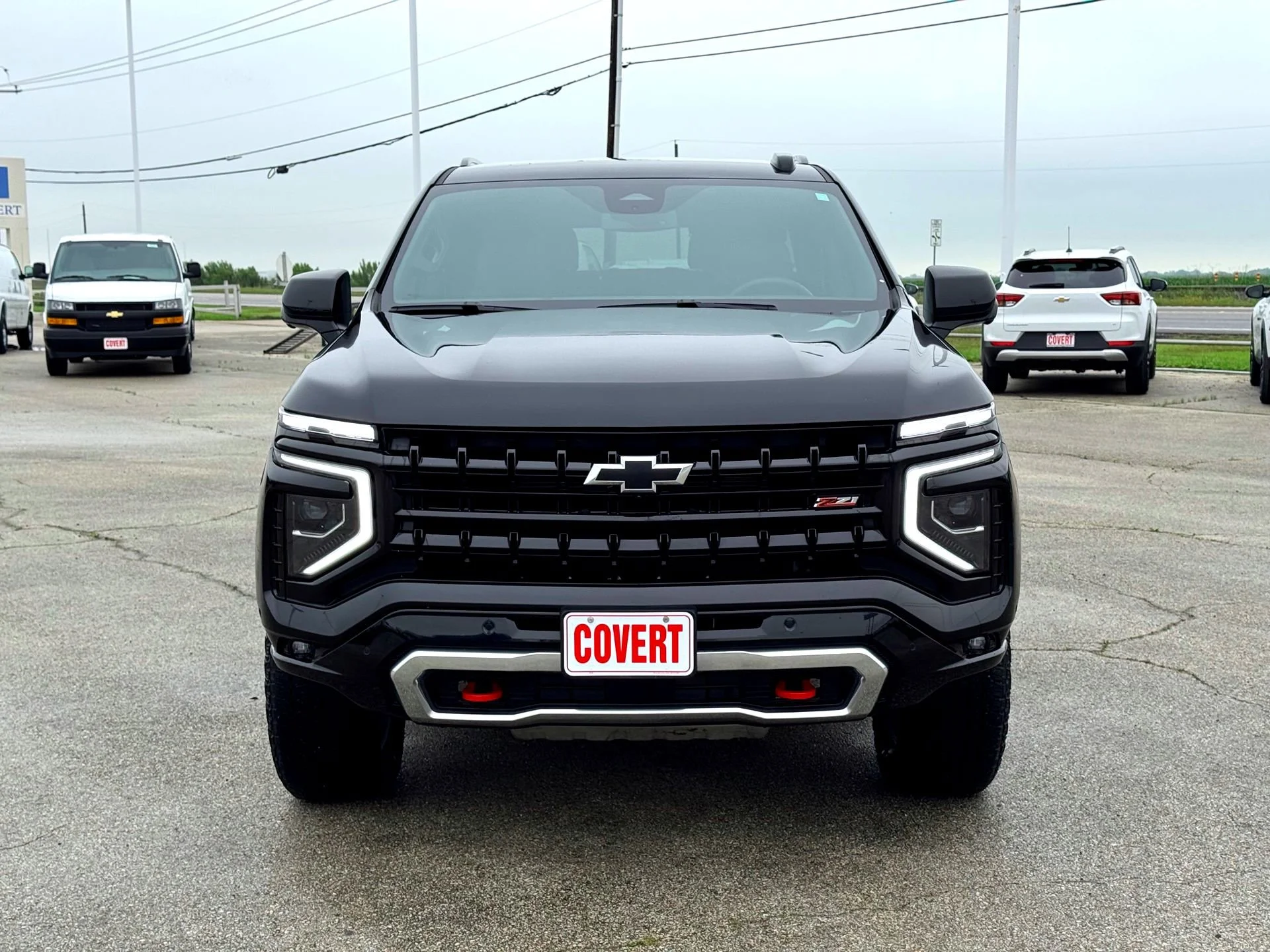 Used 2025 Black Chevrolet Z71 image 4