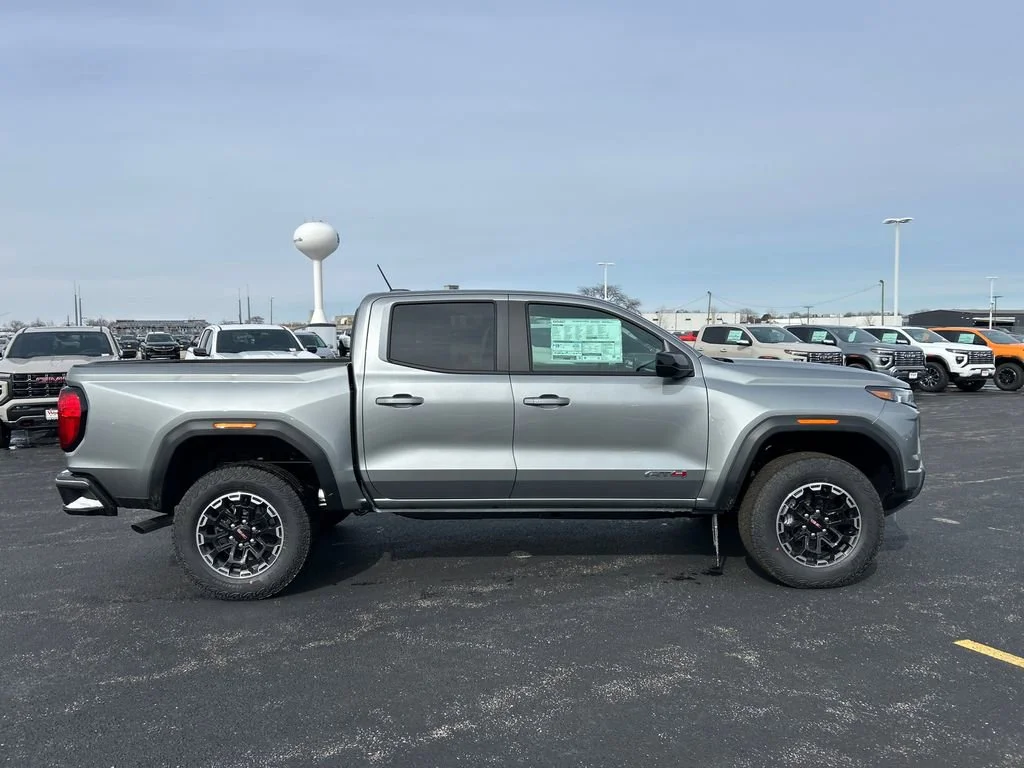 2026 GMC Canyon AT4 - Photo 11