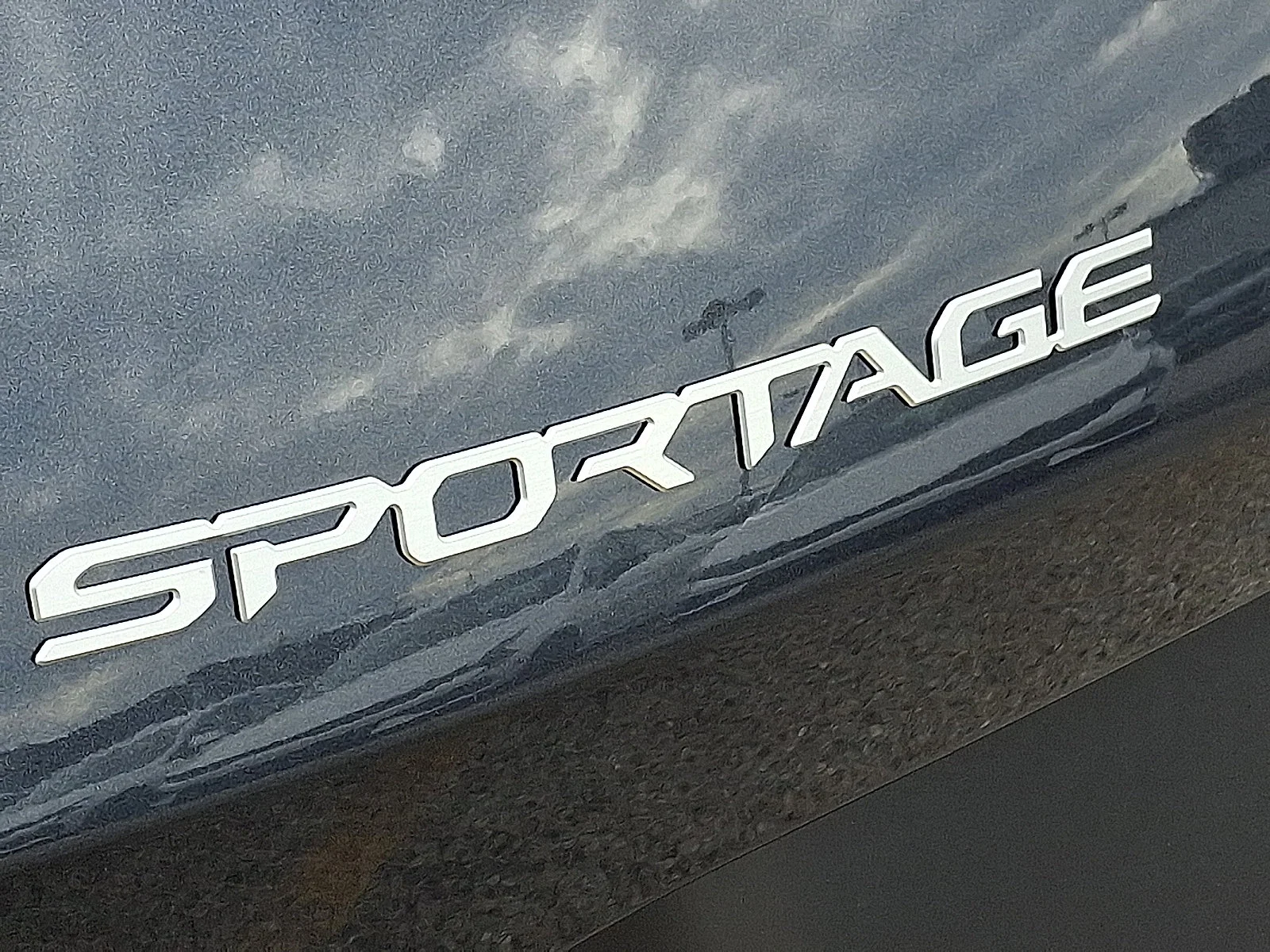 New 2027 Gray Kia S image 9