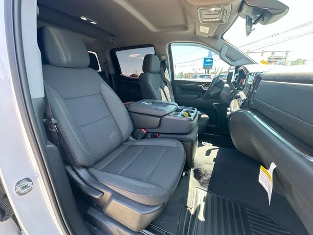 Used 2024 White Chevrolet LT image 30