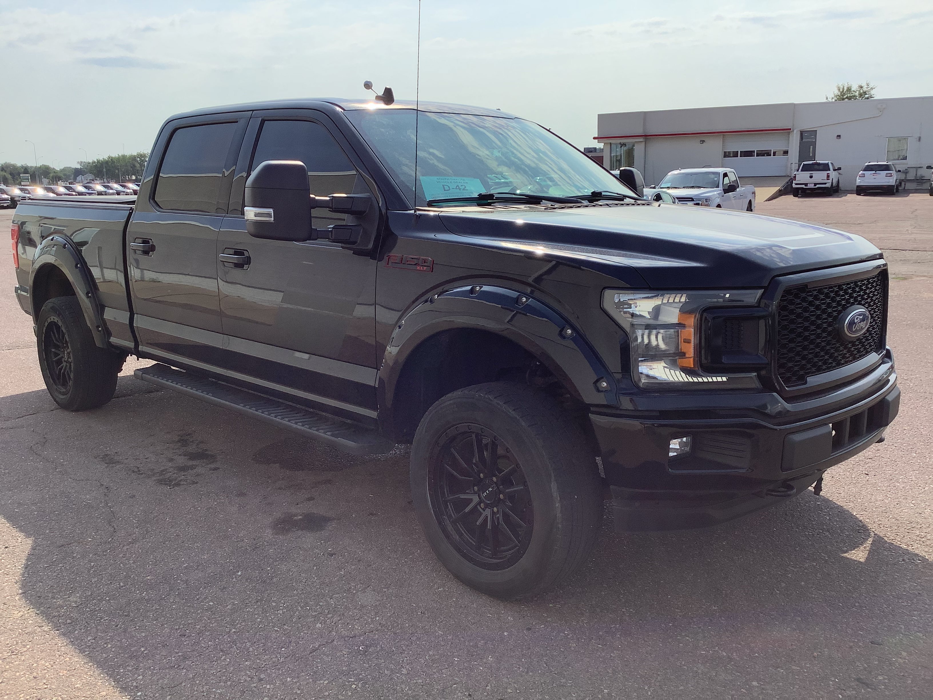 Used 2019 Black Ford XLT image 4