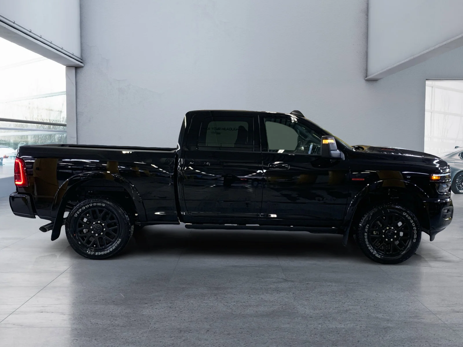 New 2026 Diamond Black Crystal Pearl Ram Limited image 6
