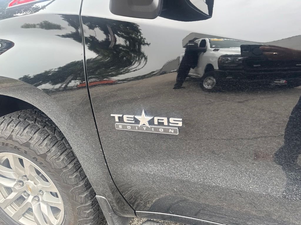 Used 2021 Black Chevrolet LT image 41