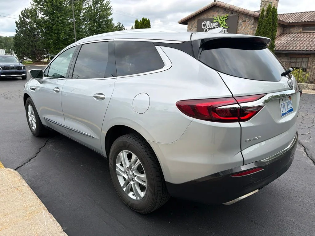Used 2018 Quicksilver Metallic Buick Essence image 5