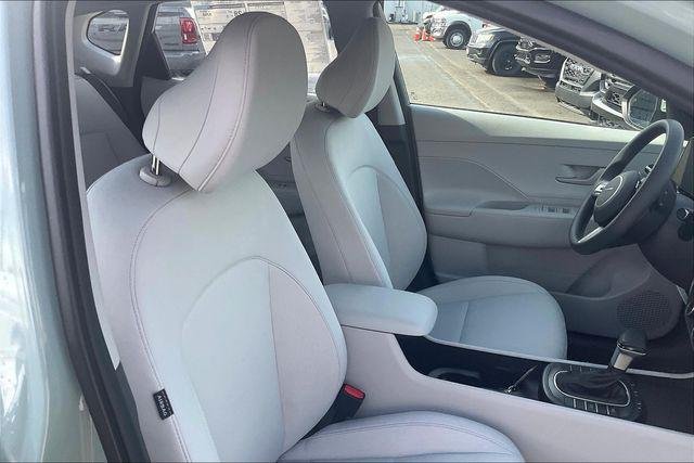 2026 Hyundai Kona SE - Photo 23