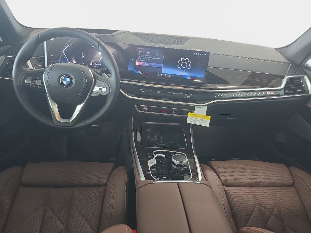 Used 2026 Alpine White BMW sDrive40i image 6