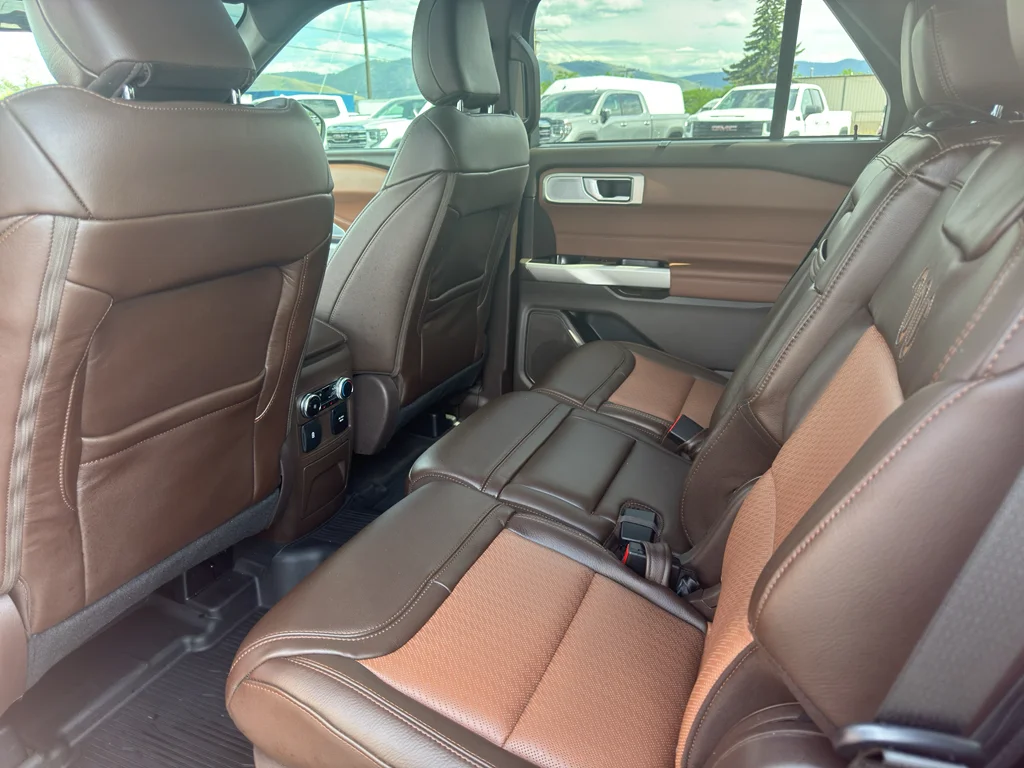 Used 2023 Red Ford King Ranch image 6