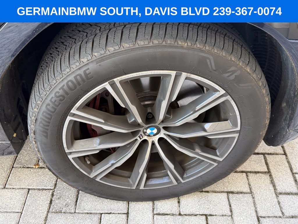 Certified Used 2026 Carbon Black Metallic BMW M60i image 11