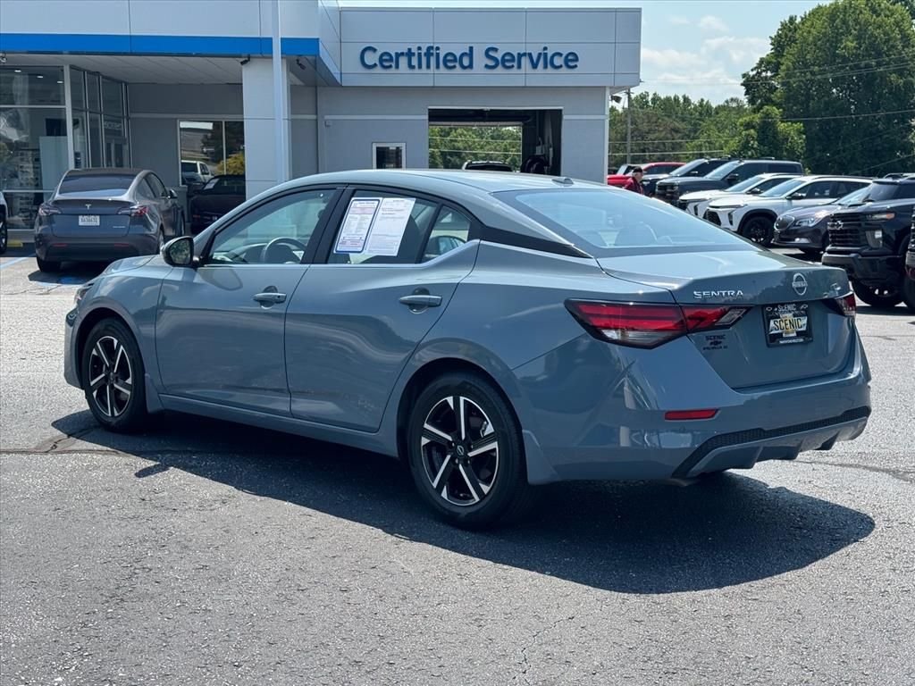 Used 2025 Gray Nissan SV image 5