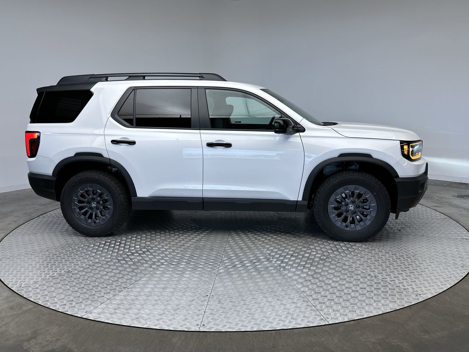 New 2026 Platinum White Pearl Honda TrailSport image 10