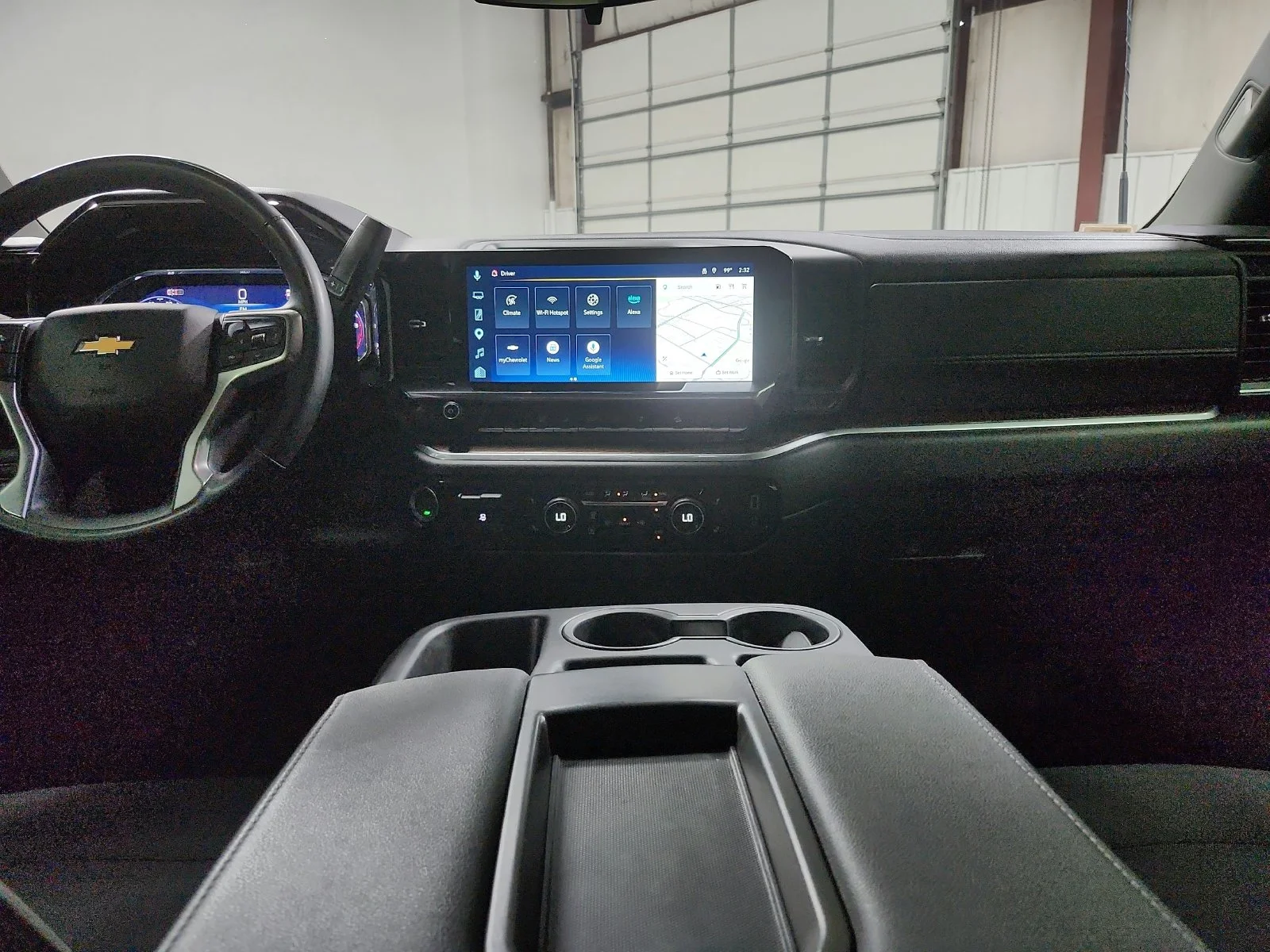 Used 2025 White Chevrolet LT image 24