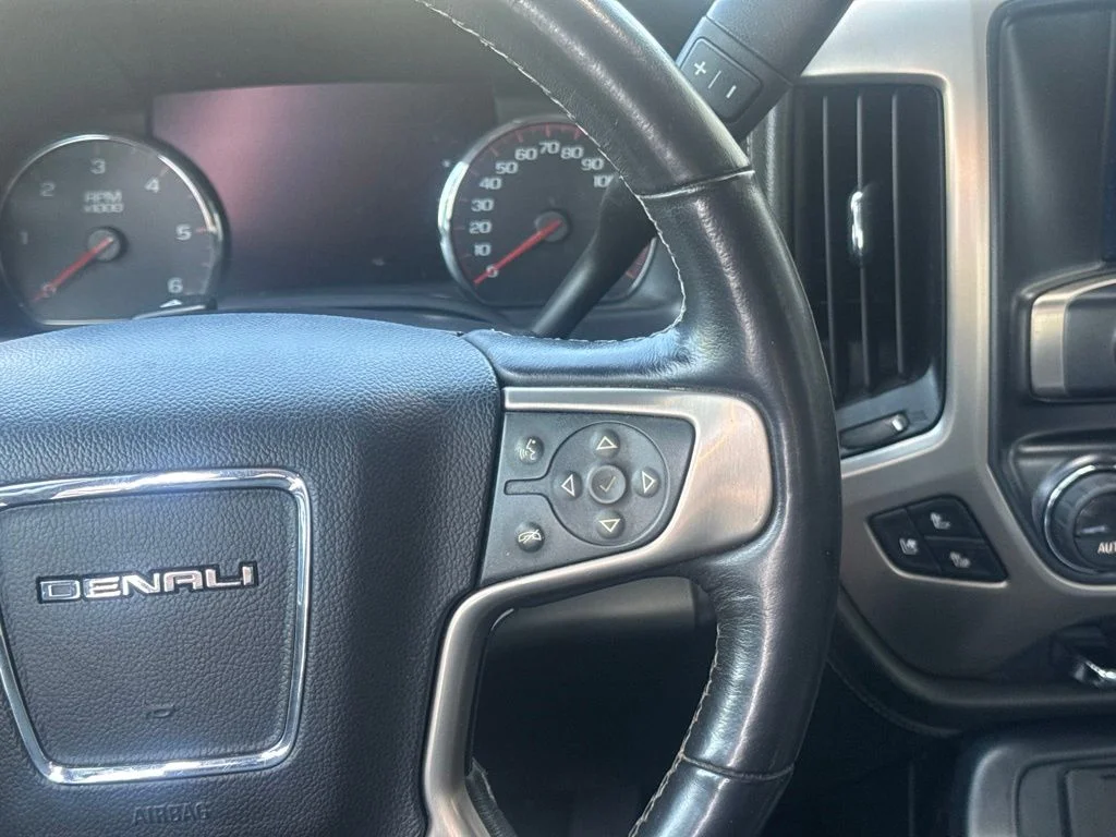 Used 2016 Silver GMC Denali image 15