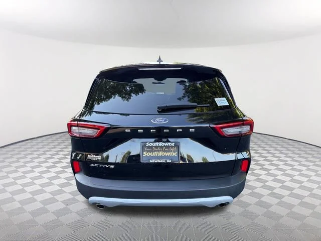 Used 2025 Black Ford Active image 6