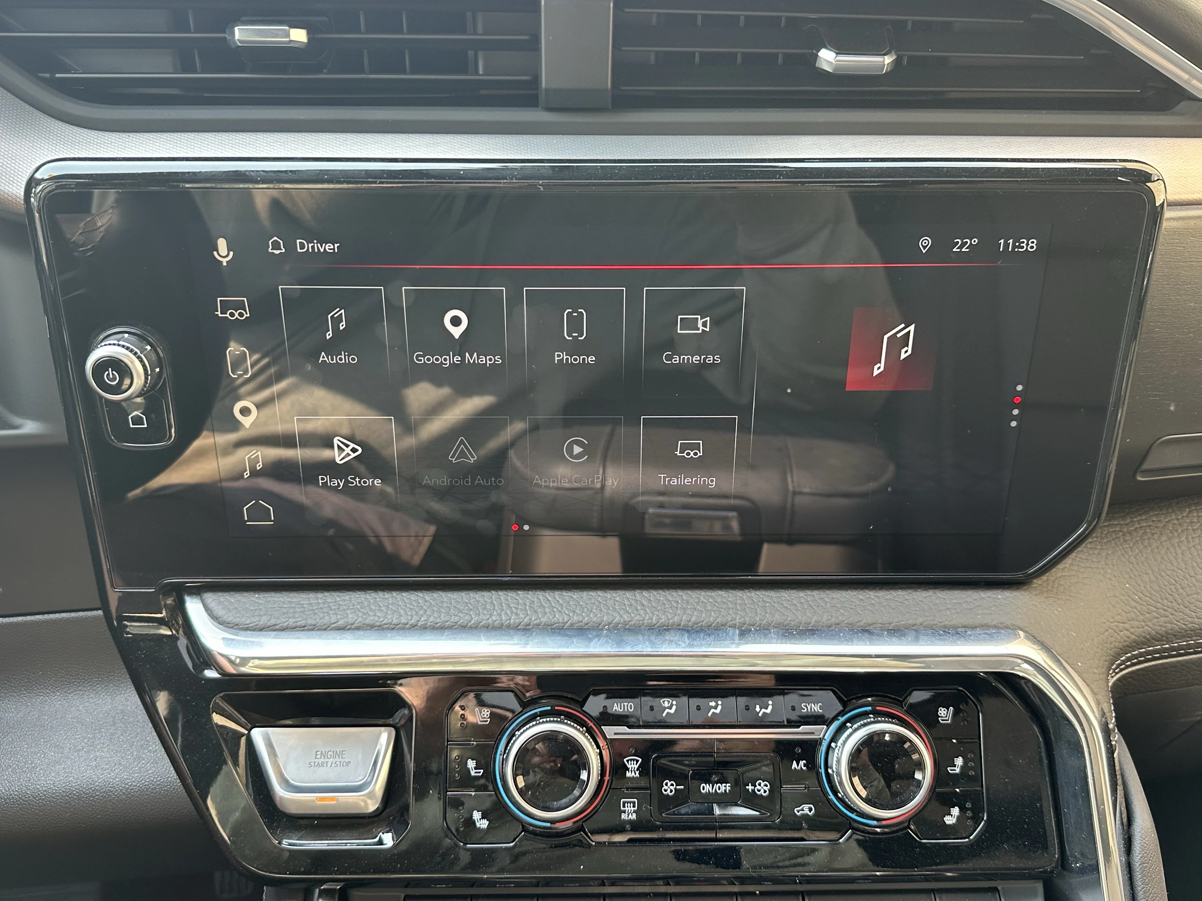 Certified Used 2025  GMC Denali image 14