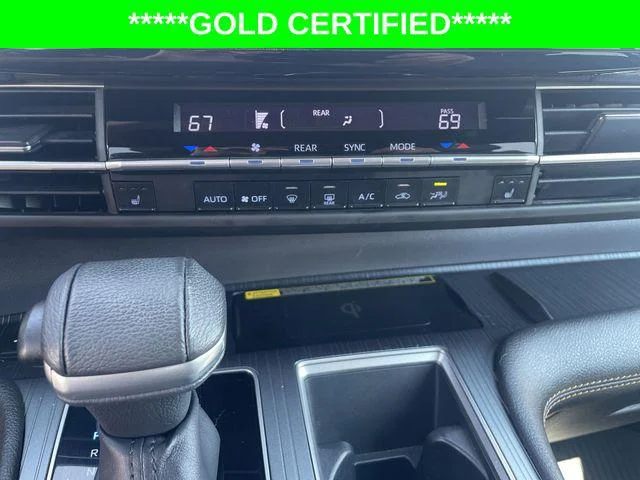 Certified Used 2022 CEMENT Toyota  image 25