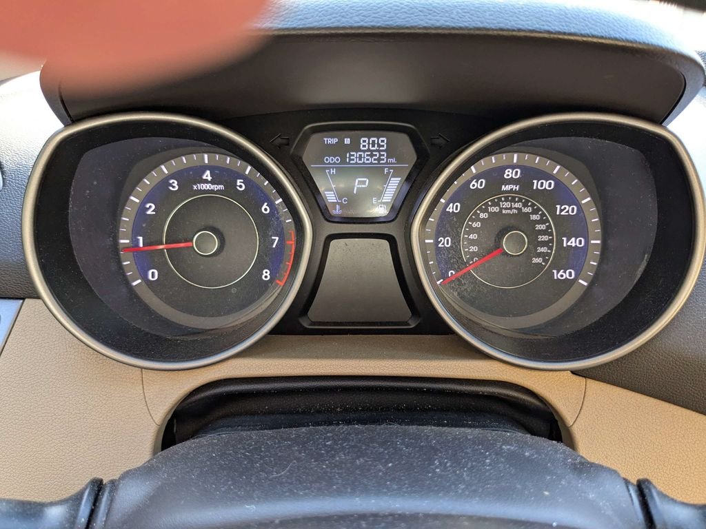 Used 2013 Brown Hyundai GLS image 29