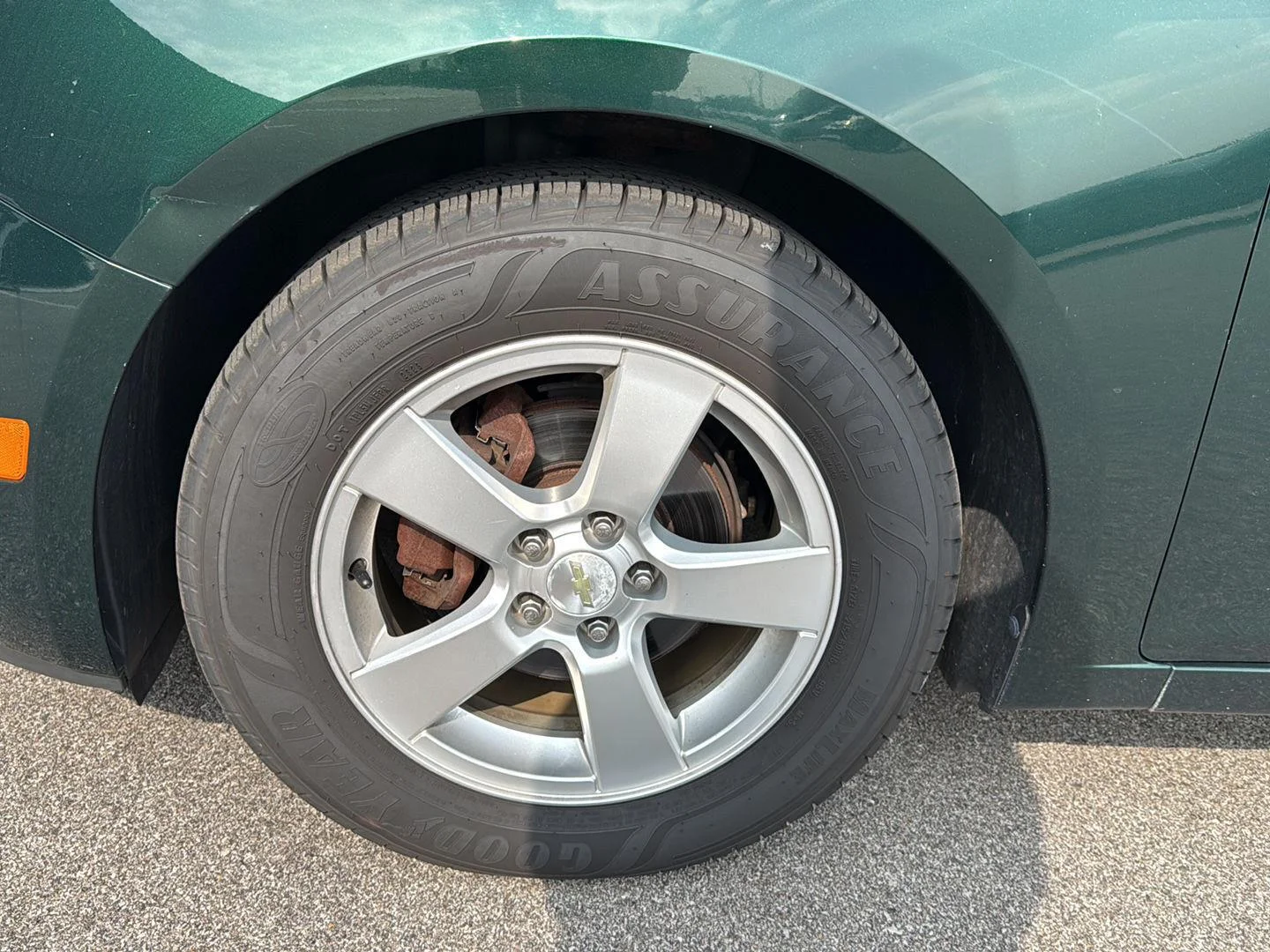 Used 2015 RAINFOREST GREEN METALLIC Chevrolet LT image 15