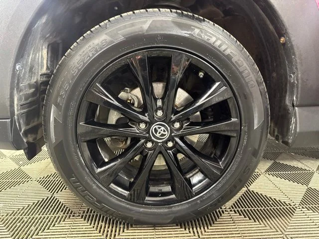 Used 2018 Pearl Toyota Adventure image 10