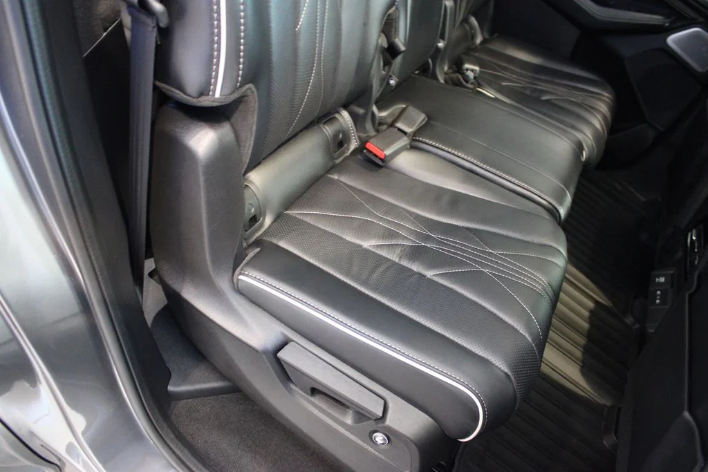 Used 2026 Liquid Carbon Metallic Acura SH-AWD with Advance Package image 26