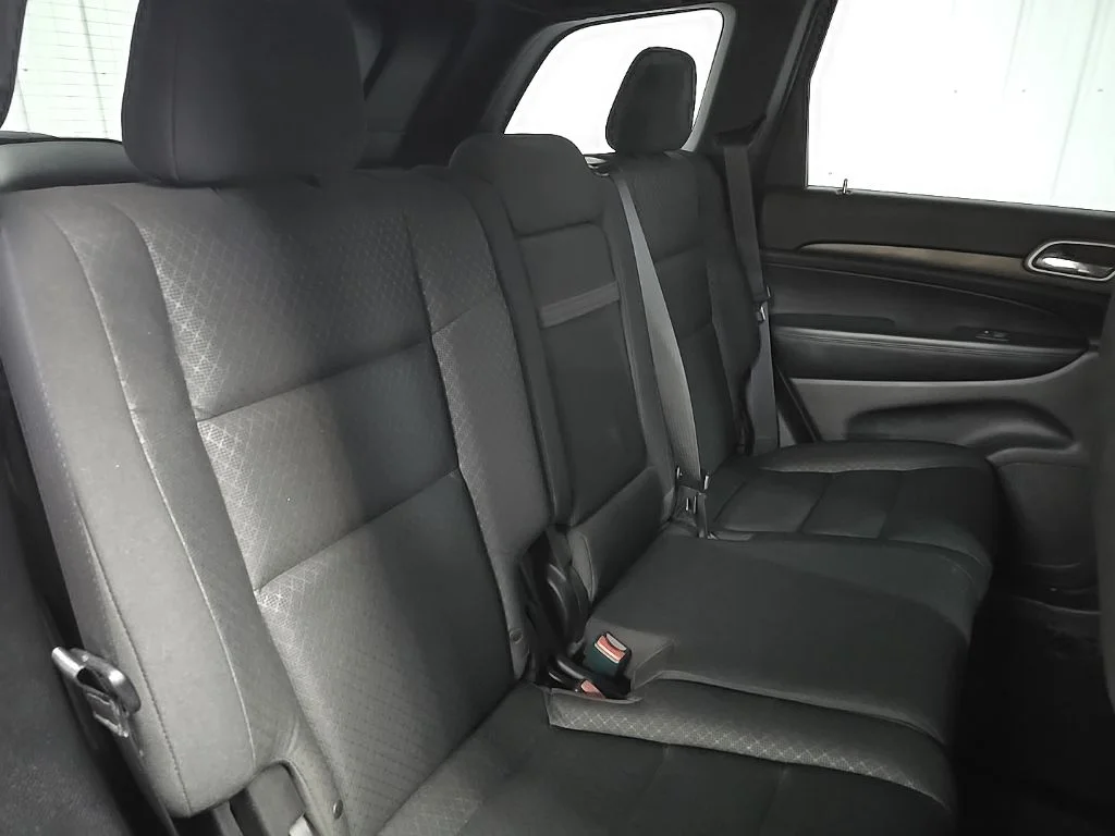 Used 2018 Red Jeep Laredo image 18