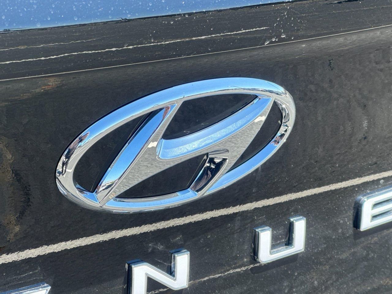 New 2026 Black Hyundai SEL image 25
