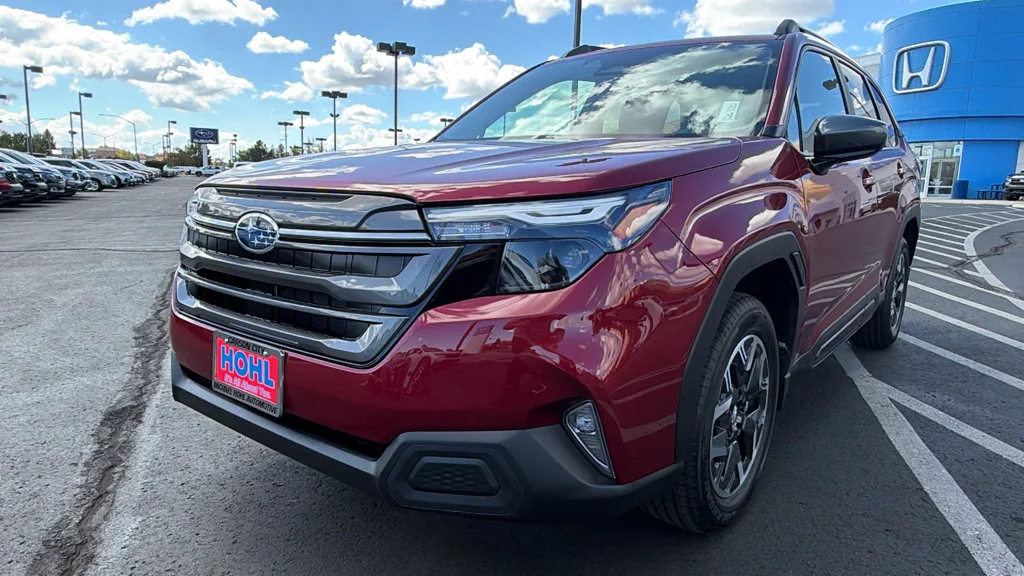 New 2026 CRIMSON RED PEARL Subaru Premium image 7