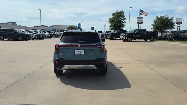 2024 Kia Seltos EX - Photo 8