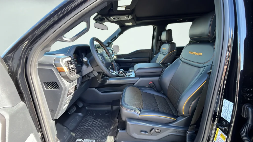 New 2026 Black Ford Tremor image 18