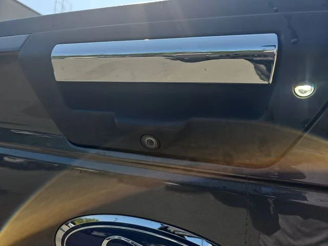 Used 2018 Gray Ford XLT image 13