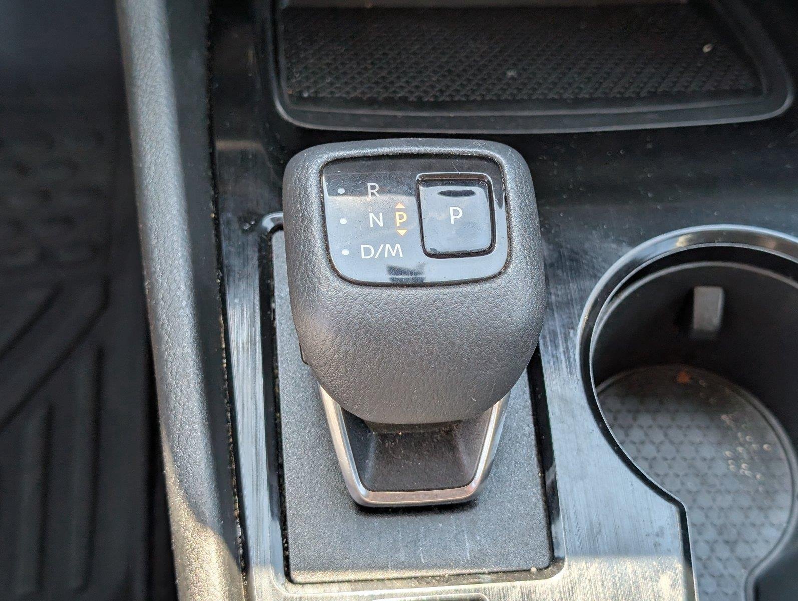 Used 2021 Pearl White Tricoat Nissan SV image 26