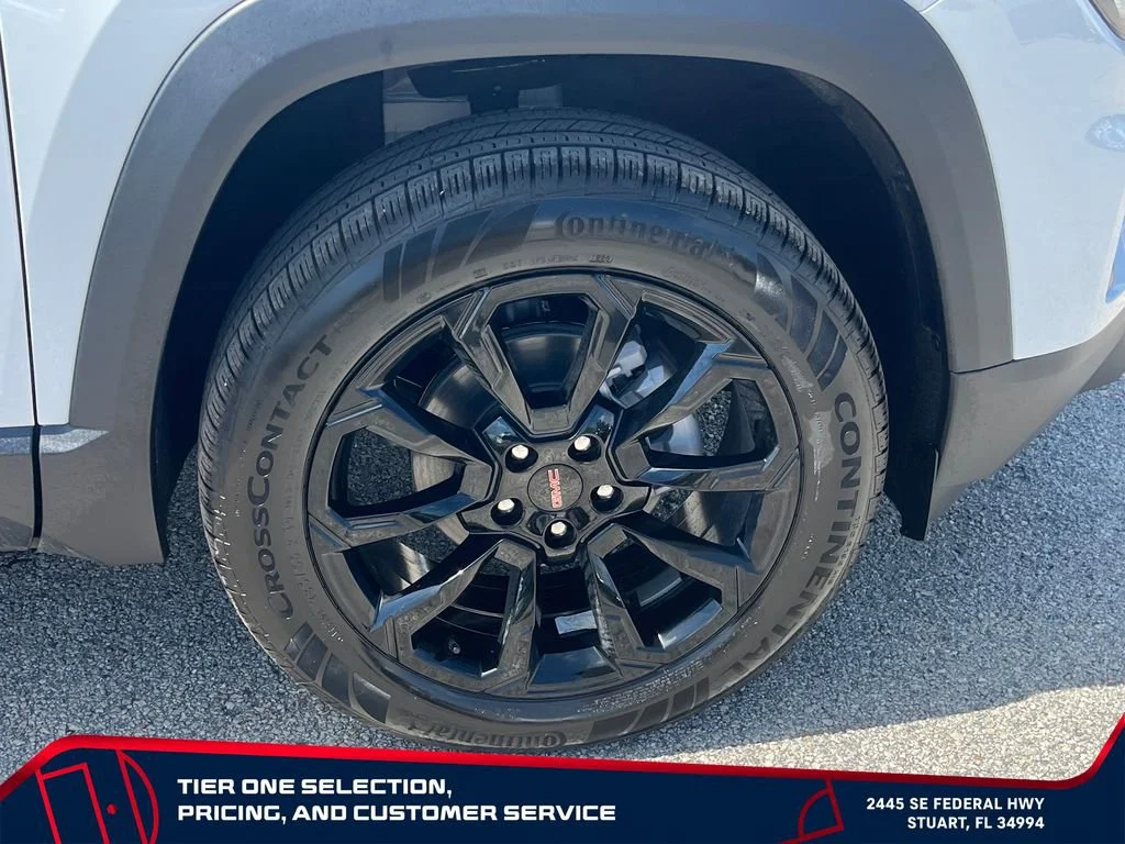 New 2026 Summit White GMC Elevation image 21