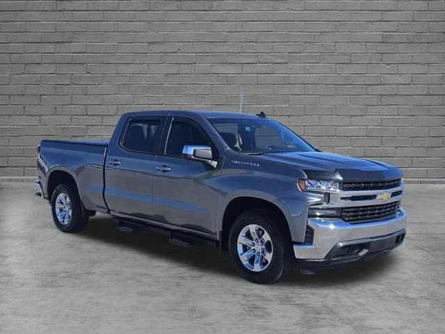 Used 2020 Gray Chevrolet LT image 7