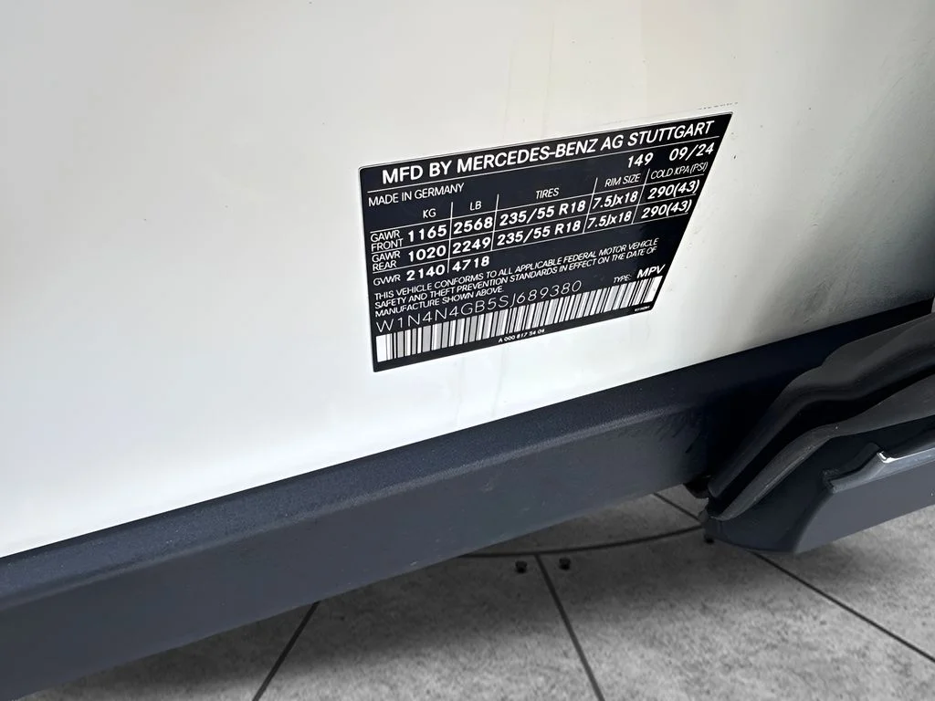 Used 2025 White Mercedes-Benz GLA 250 image 27