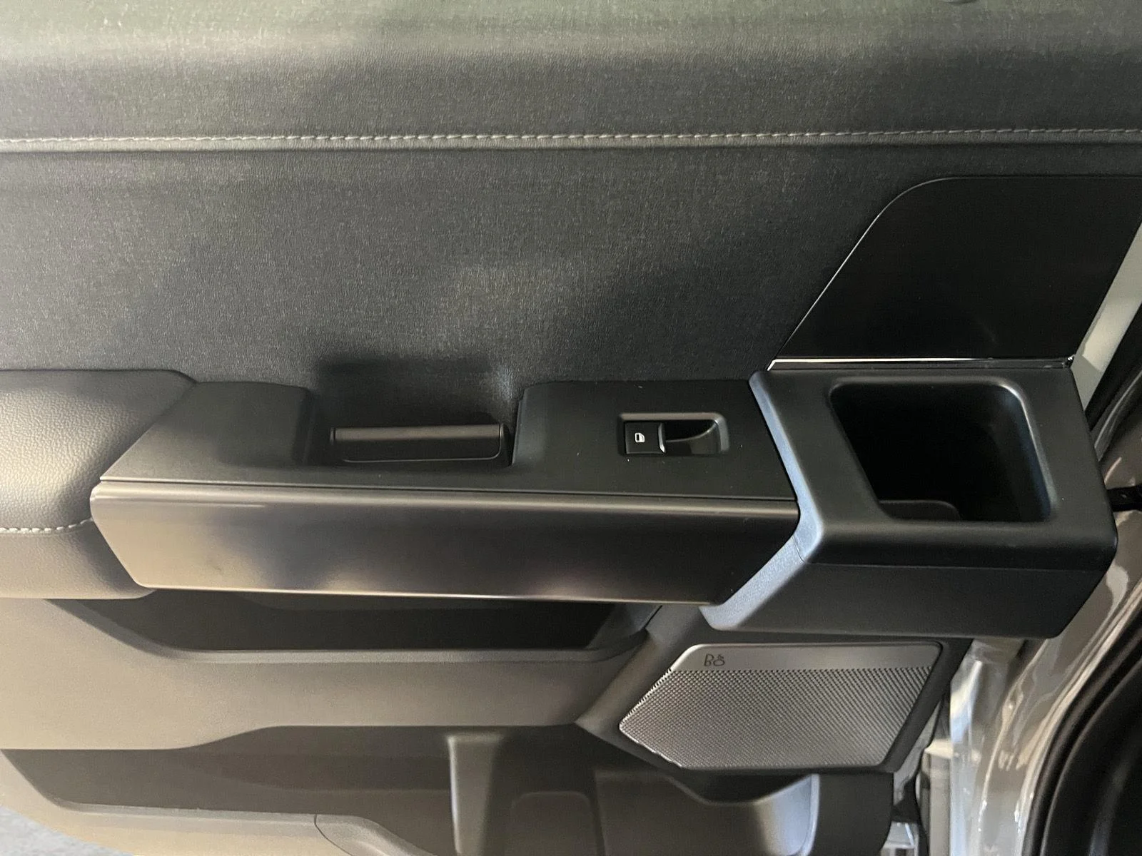Used 2026 Avalanche Ford LARIAT image 18