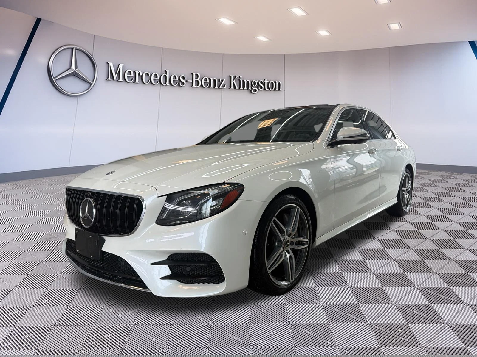 Used 2020 White Mercedes-Benz E 350 4MATIC Sedan image 9